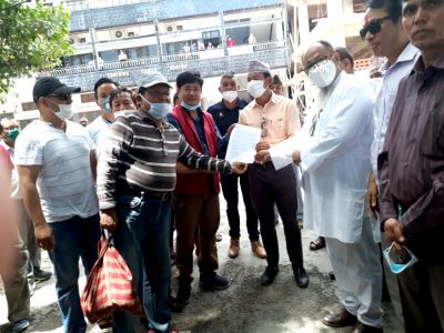 डिपिआर र पूर्व सम्झौता विपरीत असफल धरान खानेपानी आयोजना जिम्मा लिन नहुने भन्दै ज्ञापनपत्र पूर्व एमालेका जनप्रतिनिधिले गरेको कामलाई निरन्तता दिने नगर प्रमुख राइको भनाईप्रति आक्रोश